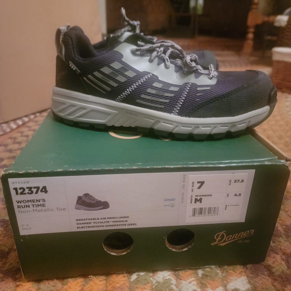 Danner Womens Run Time Composite Toe Safety Work Shoes Sz 7 Style 12374 NIB